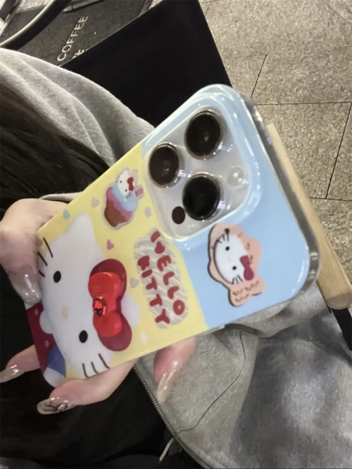 Etui na telefon Sanrio Hello Kitty Red Bow Ice Cream do iPhone 15 14 13 12 11 Pro Max 7 8 Plus XR XS MAX Y2K Girl lovely Back Cover