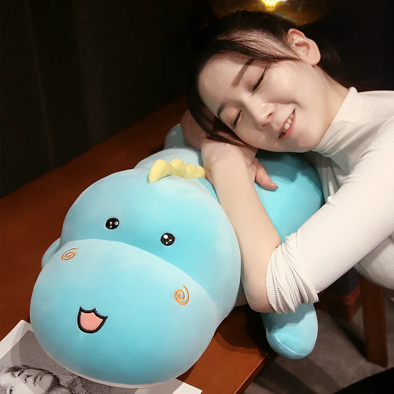 وسادة ديناصور لطيفة طويلة ومضحكة، هدية يومية محشوة ناعمة من القطيفة