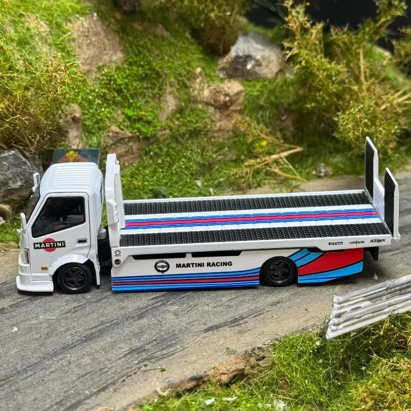 TIME MICRO 1/64 Hino H300 Tow Truck Martini Alloy Motor Vehicle Toy Die-casting Metal Model Collection Boy Christmas Gifts