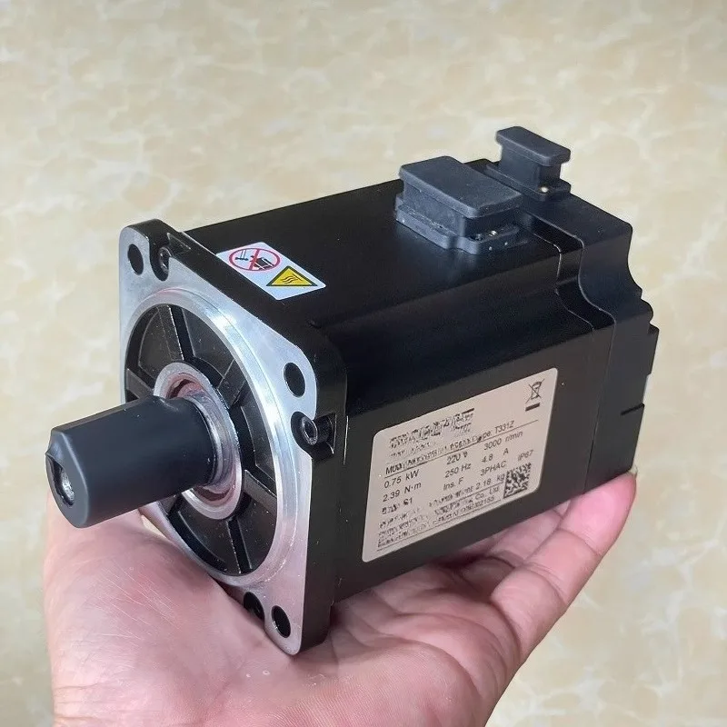 Parti per servoconvettore Inova SV630PS5R5I Motore MS1H1-75B30CB-T331Z