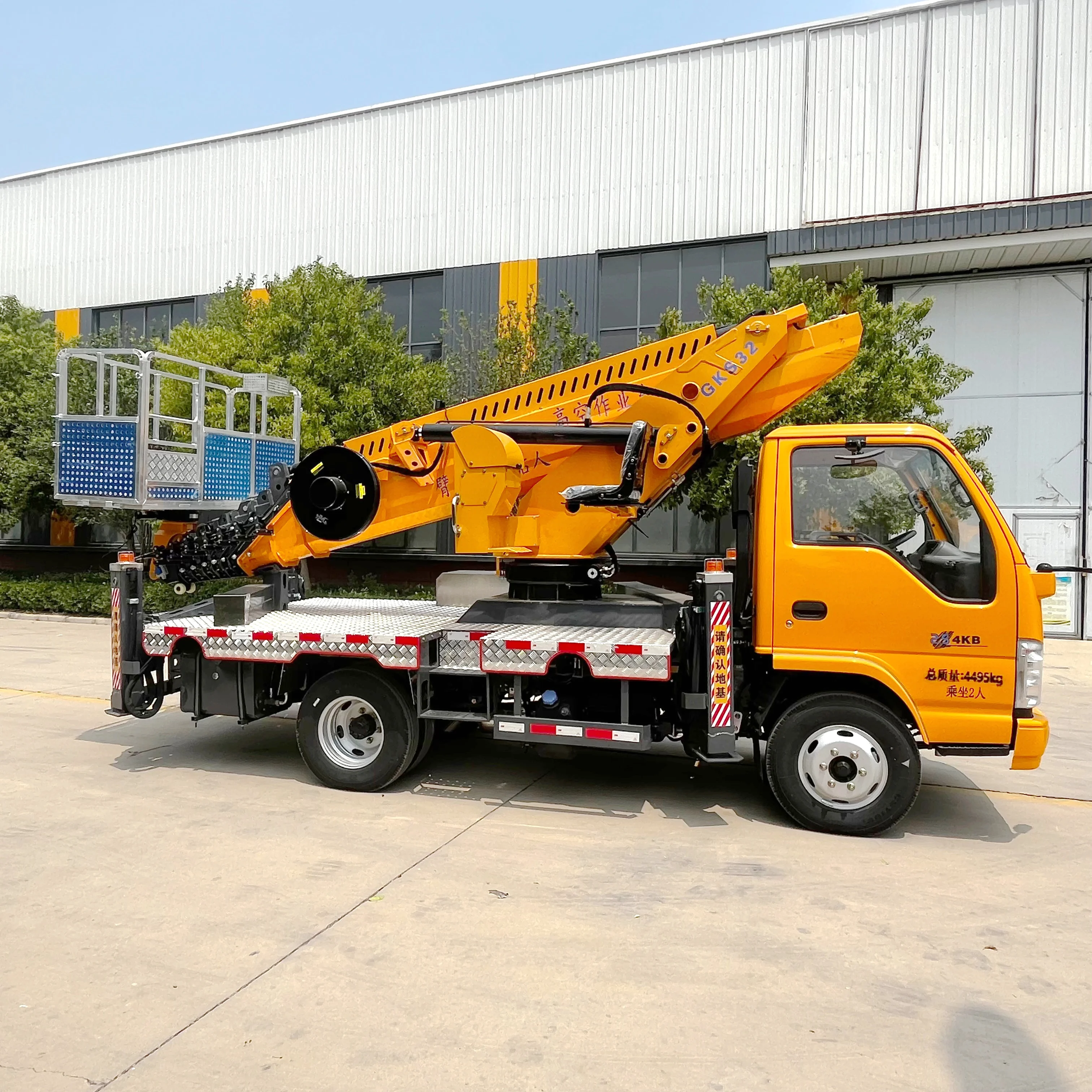 32M ladder lift - boom aerial work truck