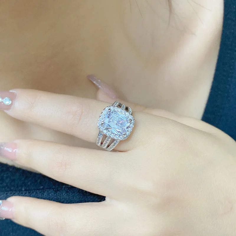 MDL Moissa!ite نمط لايف جديد خمر مربع الياقوت تقليد التورمالين الأخضر S925 خاتم مطلي بالفضة الاسترليني