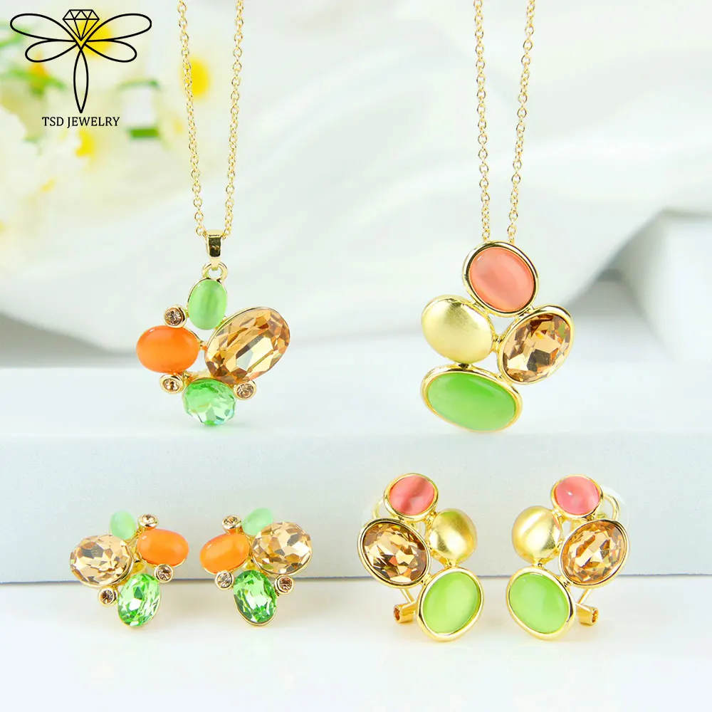 

Fashion Design Decor Party Jewelry Luxury Charm Shiny Crystal Geometric Necklace Stud Earrings For Women Baroque Jewellery