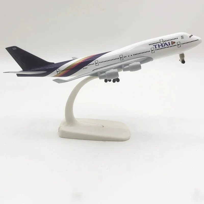 

Металлическая коллекционная модель пассажирского самолета B747 Thai Airways, 20 см, для детей, любящих авиацию, подарок