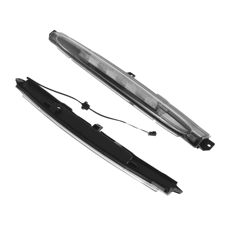 

GM2890106 For Trailblazer EXT Rainier Warning Tail Light LED Third Brake Light Car 3RD High Brake Lamp 15201921