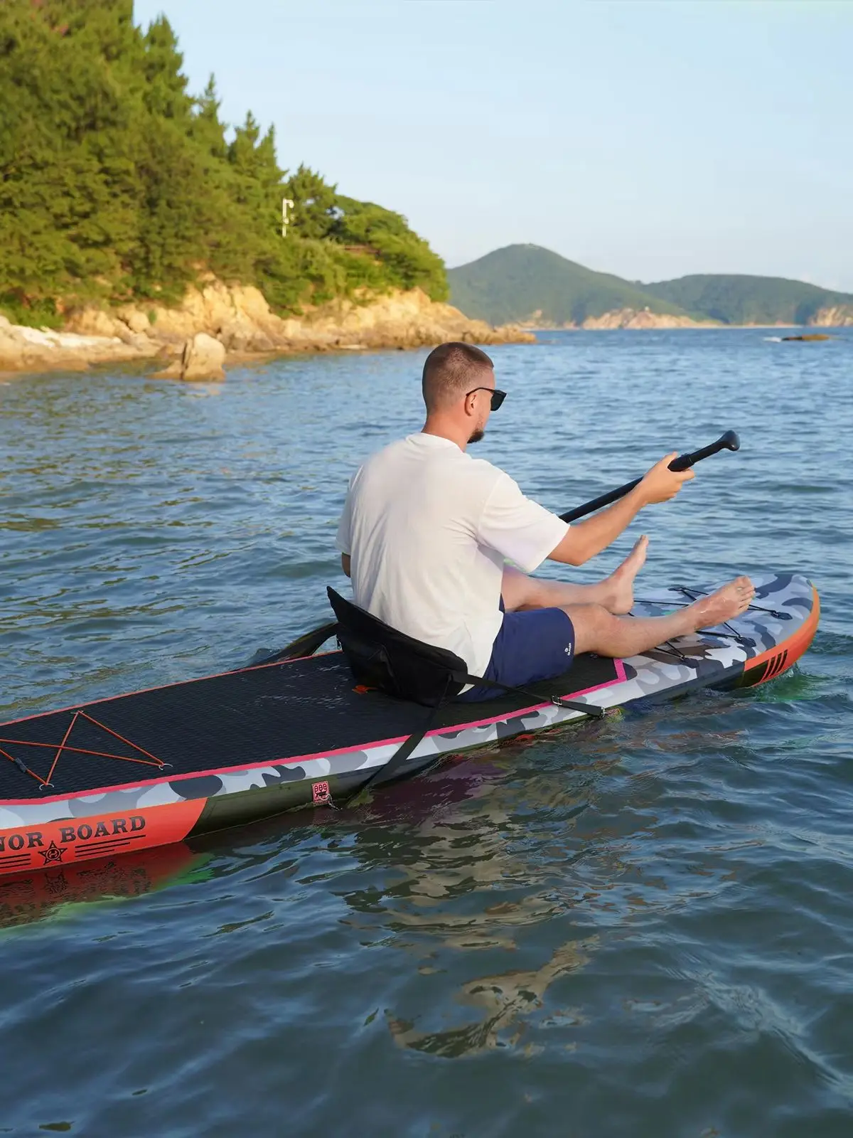 Funwater Aufblasbares Stand-Up-Paddleboard 330x84x15cm Touring-Board 165kg Tragkraft 12-15PSI für Erwachsene mit verstellbarem Paddleboard, 3 verschiebbaren Enden, SUP-Sitz, Sicherheitsleine,