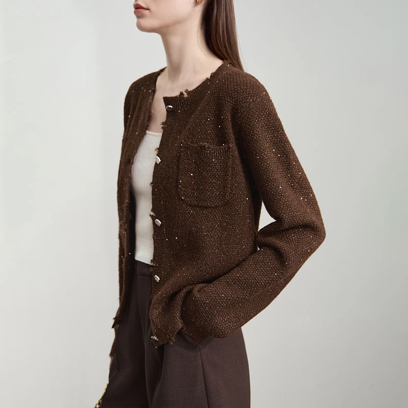 AMII المرأة سترة 2025 الخريف جديد أنيق الصلبة سترة مشغولة من الصوف المرأة الجولة الرقبة طويلة الأكمام تنوعا Female12513009