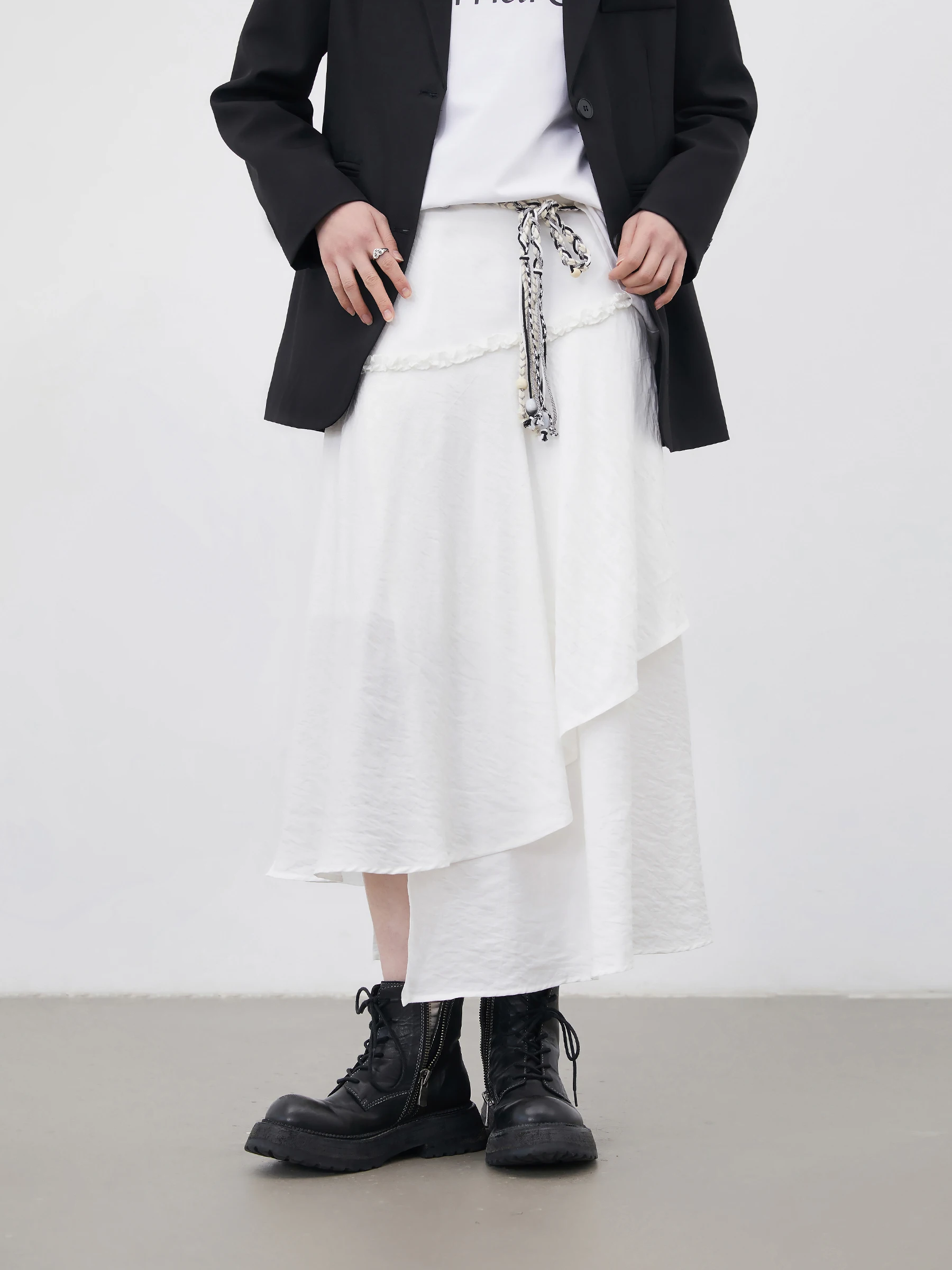 

Bohemian Style Asymmetric Hem Chiffon Halter Skirt with Belt High Waist Design Skin-friendly Breathable for Ladies
