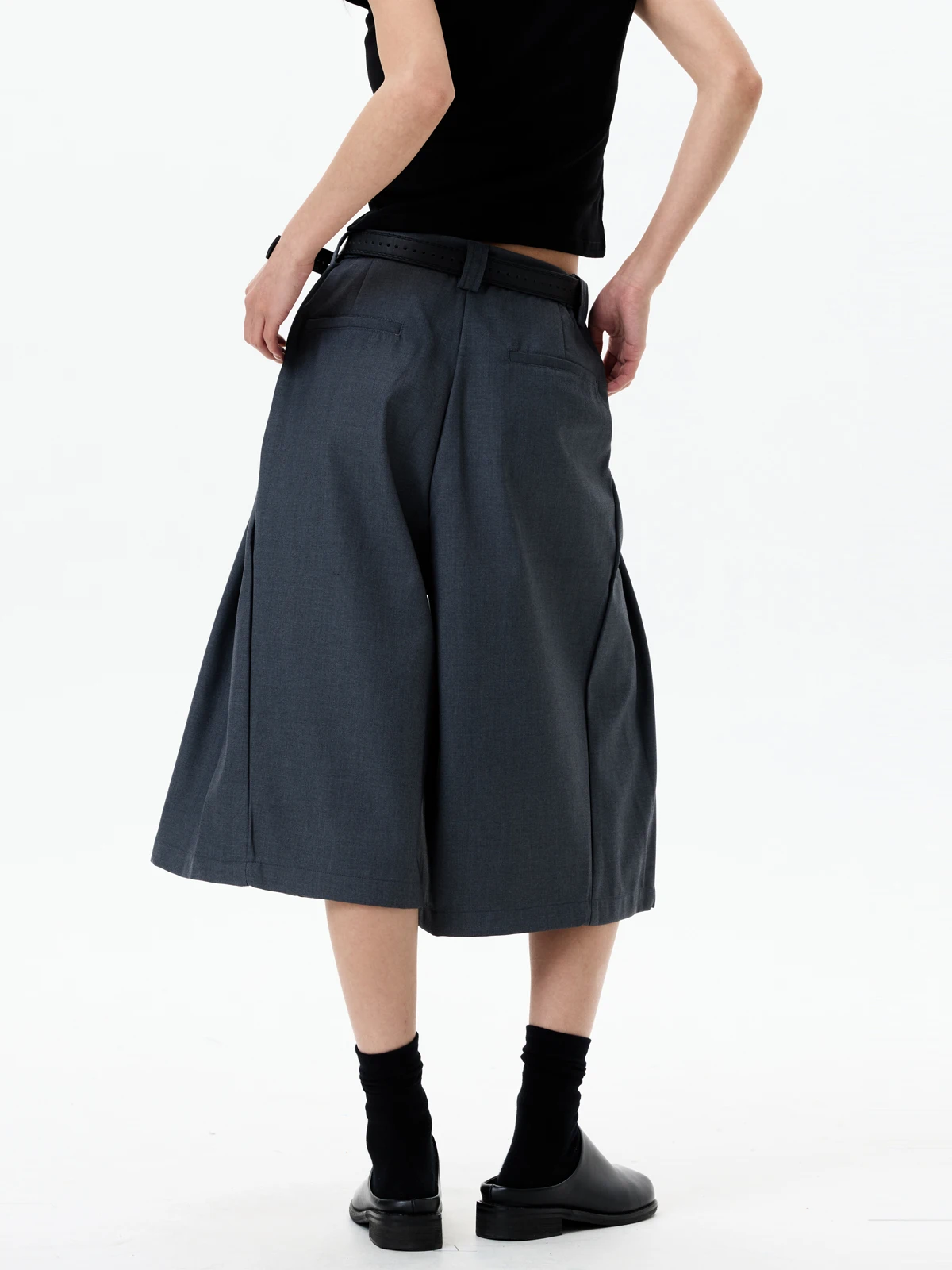 Yeboun Men's And Women's A-Line Pleated Five-Quarter Pants American Retro Deconstructed Design Sensation Shorts Suit Pants