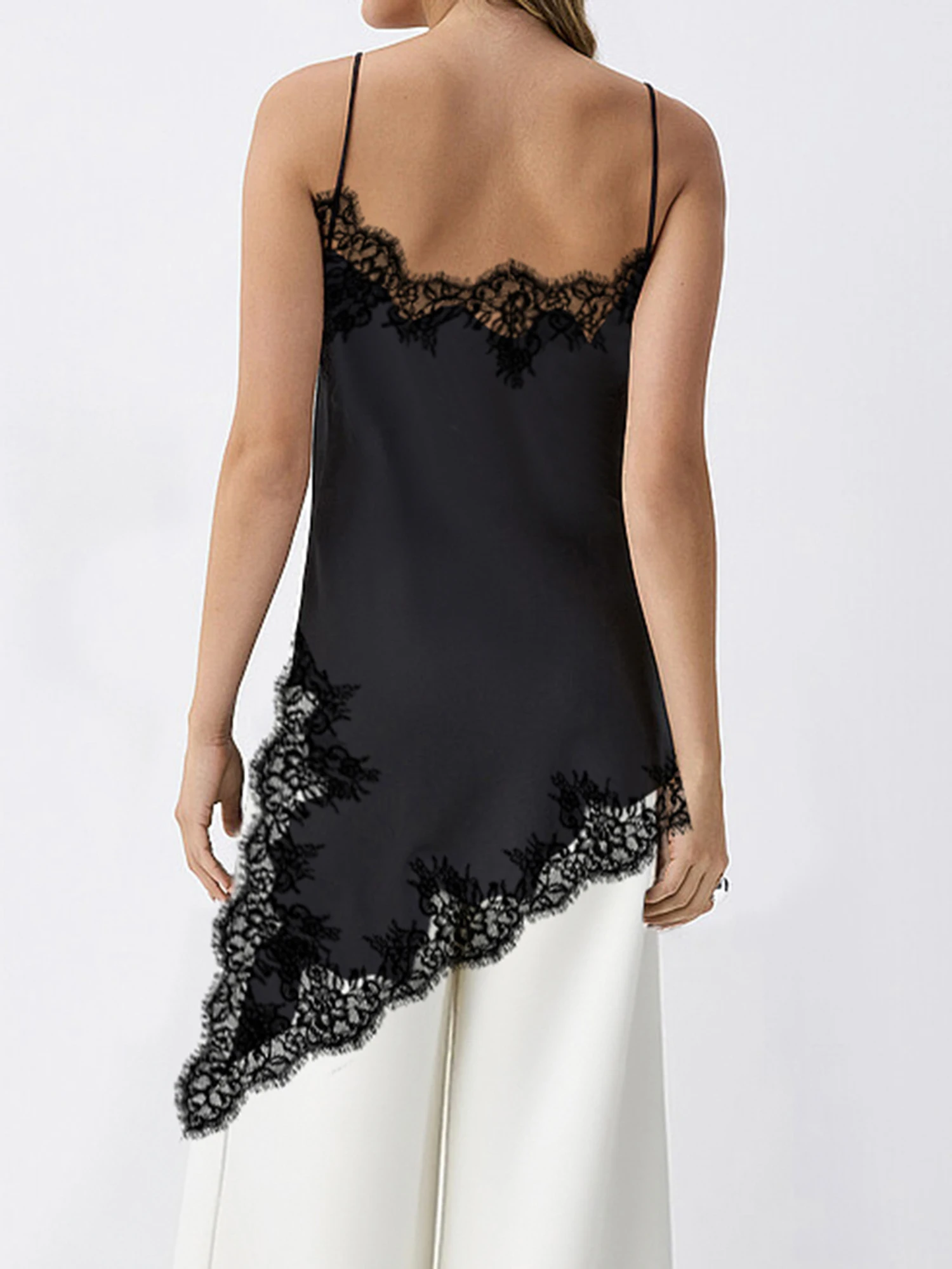 เสื้อกล้ามสายเดี่ยวผู้หญิง แต่งขอบลูกไม้ สีพื้น เรียบง่าย สไตล์ลำลอง สำหรับฤดูร้อน เหมาะสำหรับใส่ไปเที่ยวชายหาด