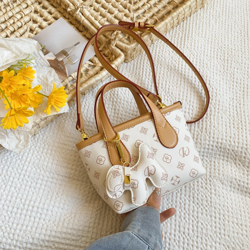 

Luxury Women's Crossbody Shoulder Bag Designer Leather Handbags Elegant Tote Purse For Shopping