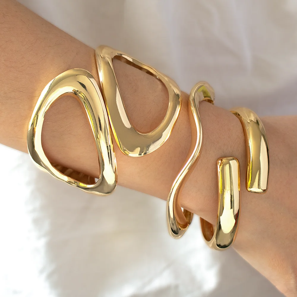 

GZJPEI Punk Hollow Out Spring Bangles Exaggerated Chunky Smooth Cuff Bracelet For Women Unisex Personalized Heavy Metal Jewelry