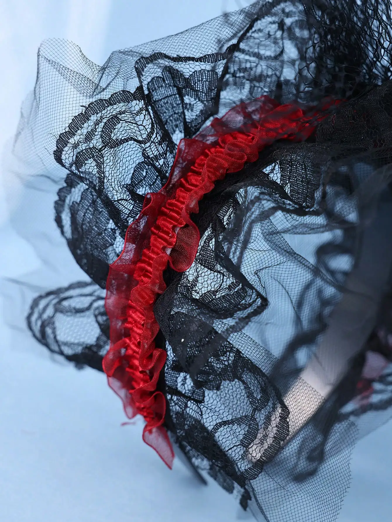 1 Piece of Retro Red Rose Black Lace Wreath Headband, Dark Castle Retro Style Black Wedding Dress Bridal Accessory view 5