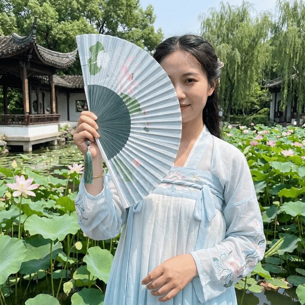 Retro Folding Hand Fan Classical Lotus Design Chinese Style Fan with Tassels Wooden Handle Hand Cranked Fan Performance