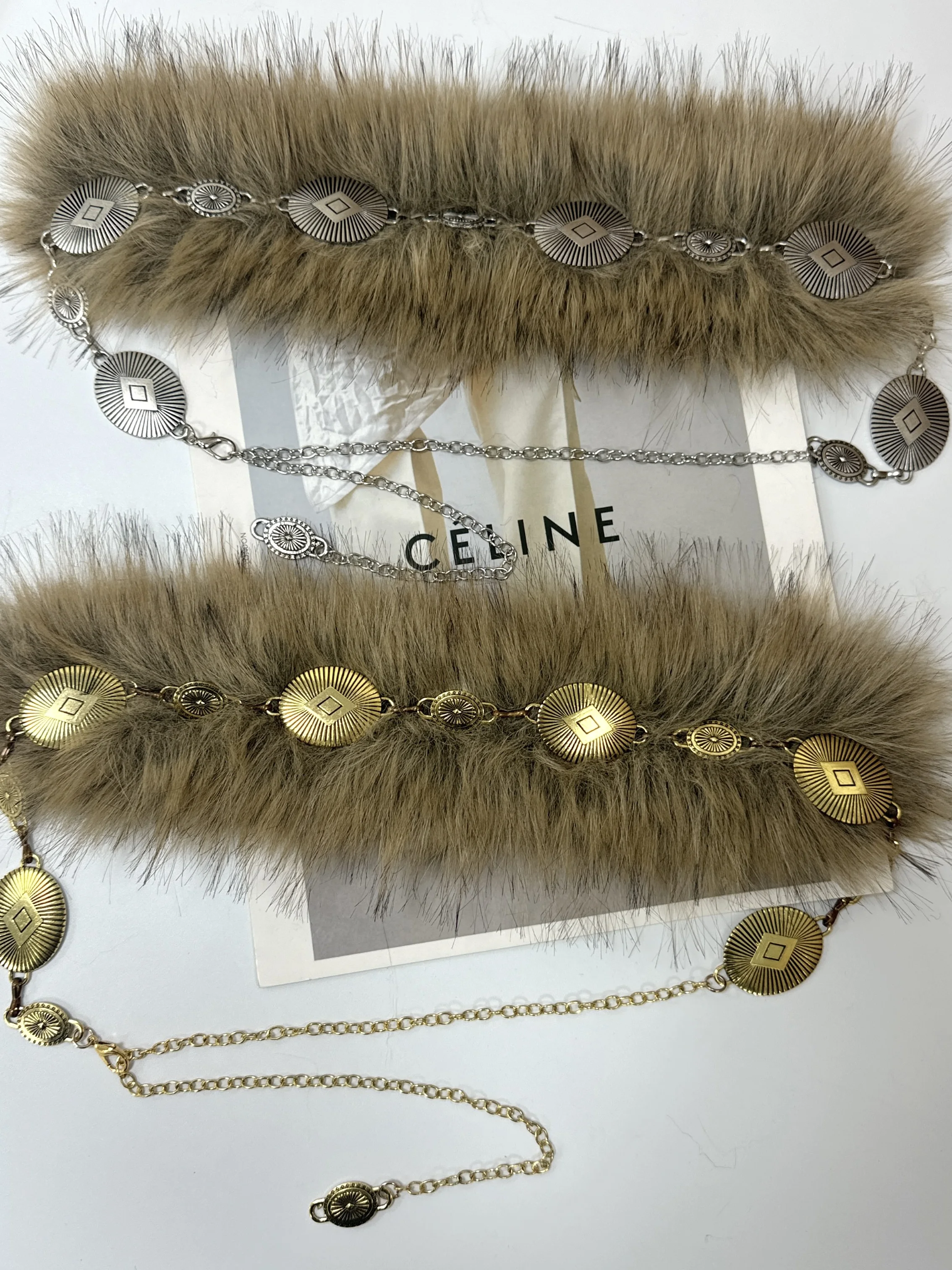 cinto-feminino-retro-americano-com-corrente-de-metal-e-pelos-acessorio-de-cintura-com-decoracao-de-disco-redondo-cinto-moderno