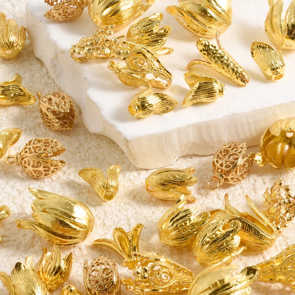 11Pcs/Pack Random Vintage Floral Bell Orchid Tulips Flower Charms DIY Filigree Cone End Cap Bead Jewelry Bisutería Materiel Bulk
