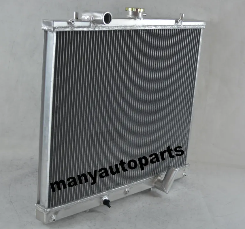 Radiatore in alluminio per MITSUBISHI L200 K60/K70 2.5TD 4D56 T/TD 1996-2007 2006 2005 2004