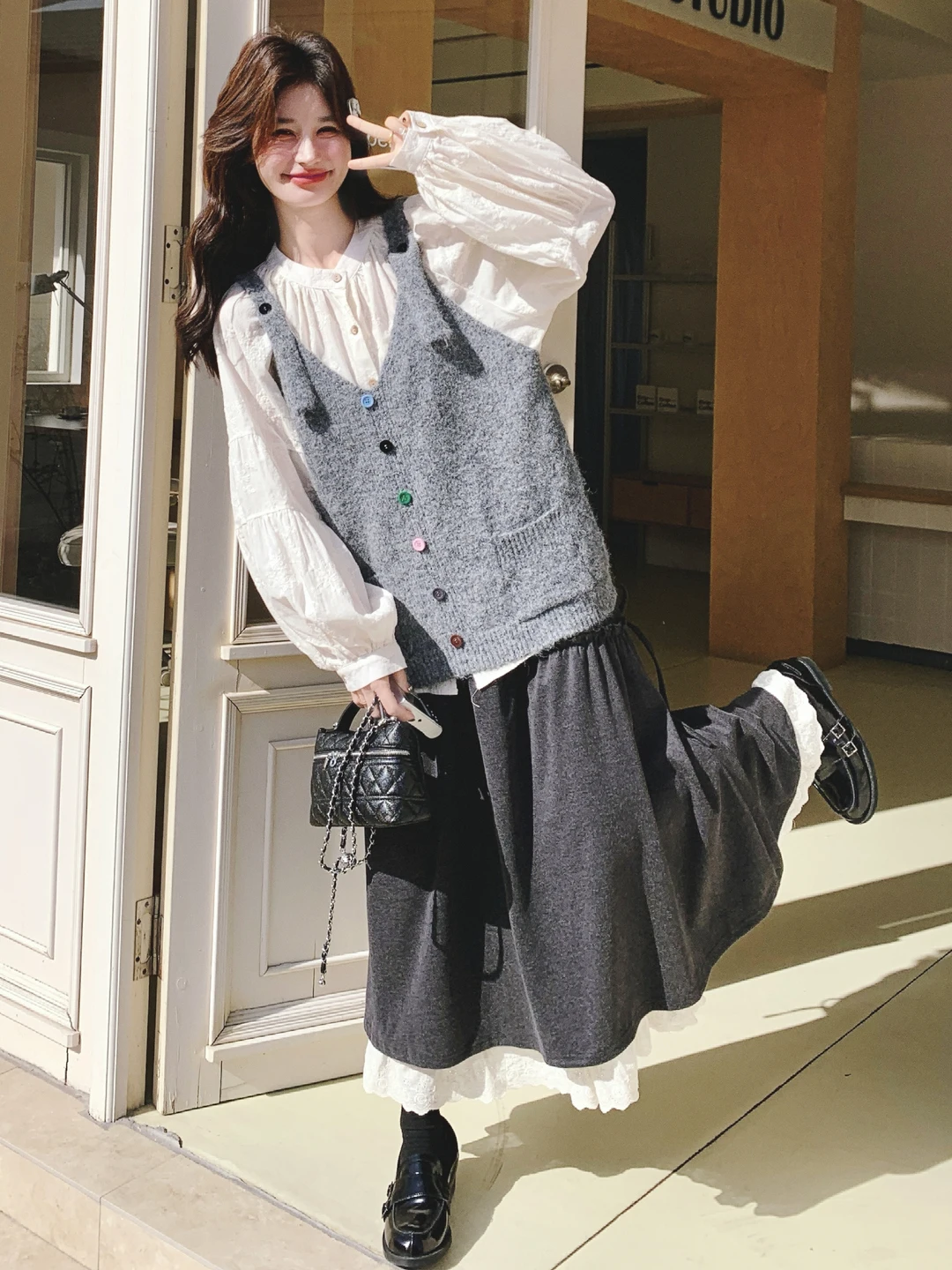 

Embroidered irt Knitted Vest Set Women's Faion Spring Autumn Tee-piece Outfit High Waist Skirt Chic Casual Loose Fit