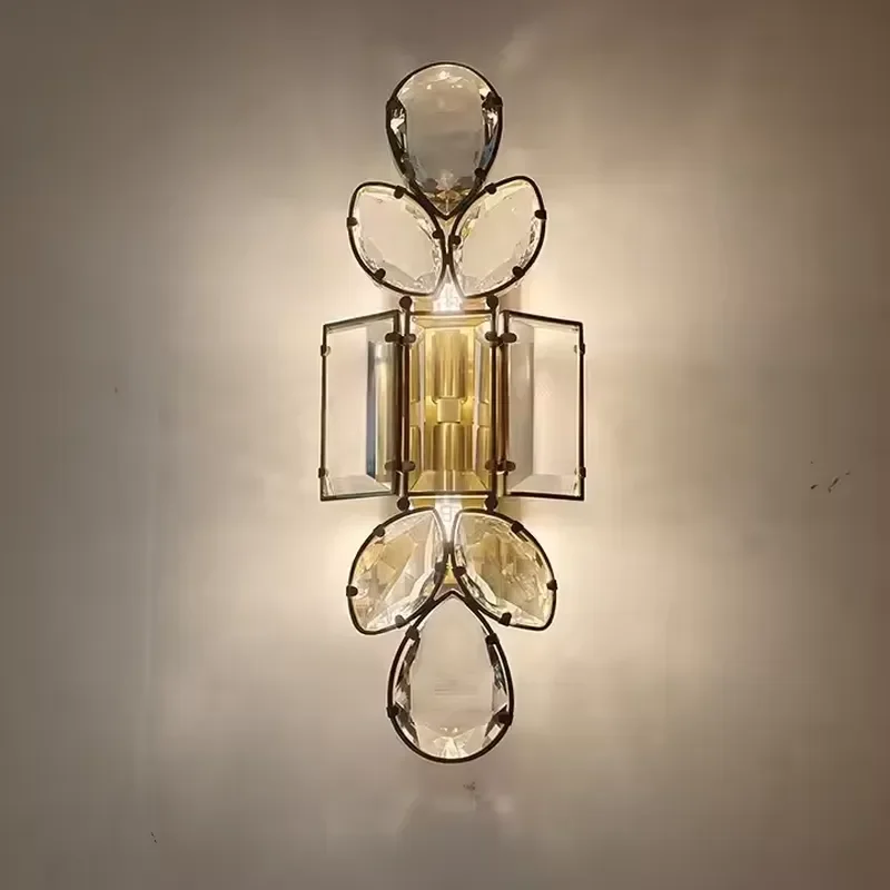 Modern Stairwell Brass Crystal Wall Lamp Minimalist LED Full Leaf Lamp Wall Mounted Bathroom Vanity Decorative Leaf Wall