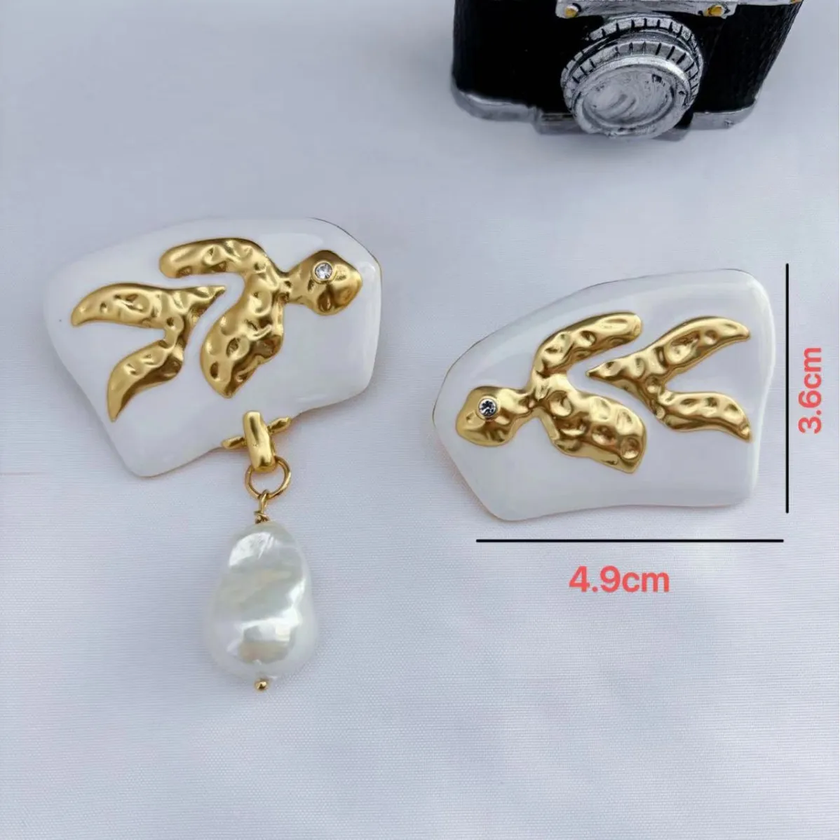 European and American vintage classic earrings, turquoise enamel, Baroque brass ear stud rings