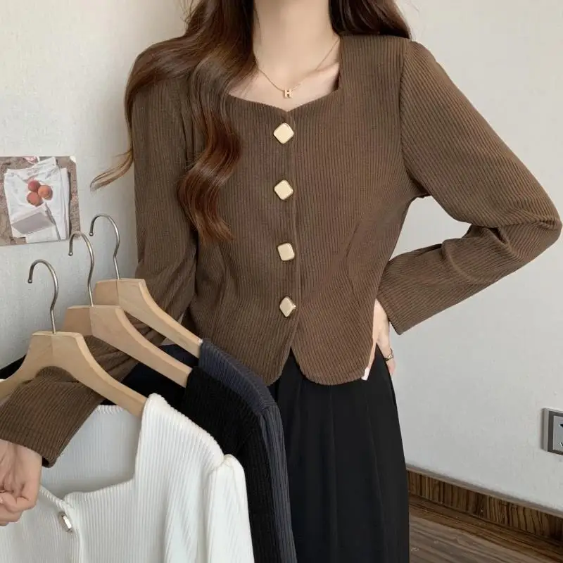 Small Niche Design Long Sleeved Shirt Top for Women New French Square Neck Small Fragrance Style Short Style Chic Cardigan Trend