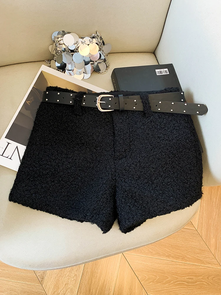 Pantalones cortos Retro de lana de cordero para mujer, pantalones de pierna recta cálidos y adelgazantes, gruesos, de cintura alta, para otoño e invierno