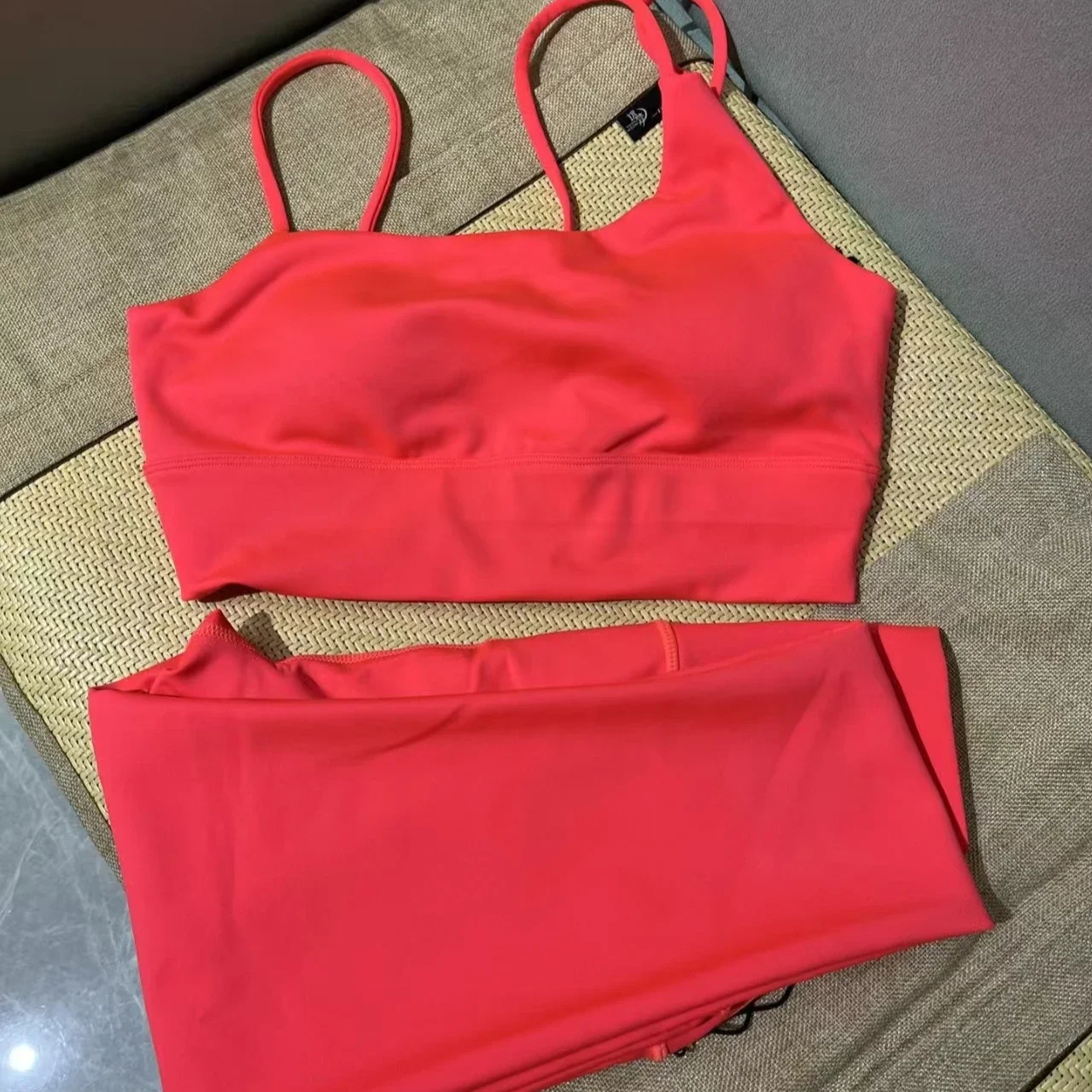 Hlo Yoga Sports Bra Legging Set Women's Scoop Neck Underwear Open Back Yoga Bra Gym Running Crop Tops High Waist Leggings