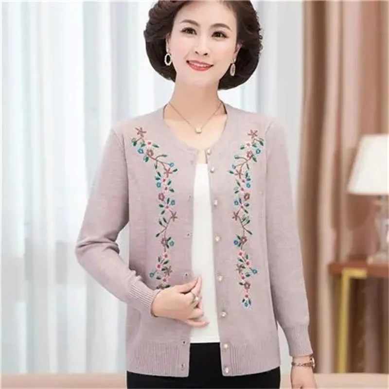 Middle Aged Elderly Women\'s Sweater Fashion Embroidered Knitted Sweater Jacket Spring Autumn Cardigan Coat Female Knitwear Tops