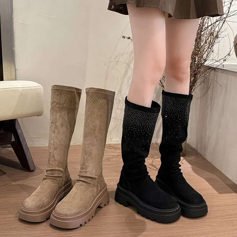 

2025 модные и высококачественные замшевые женские высокие сапоги, модные зимние высокие сапоги на платформе, женские теплые зимние ботинки
