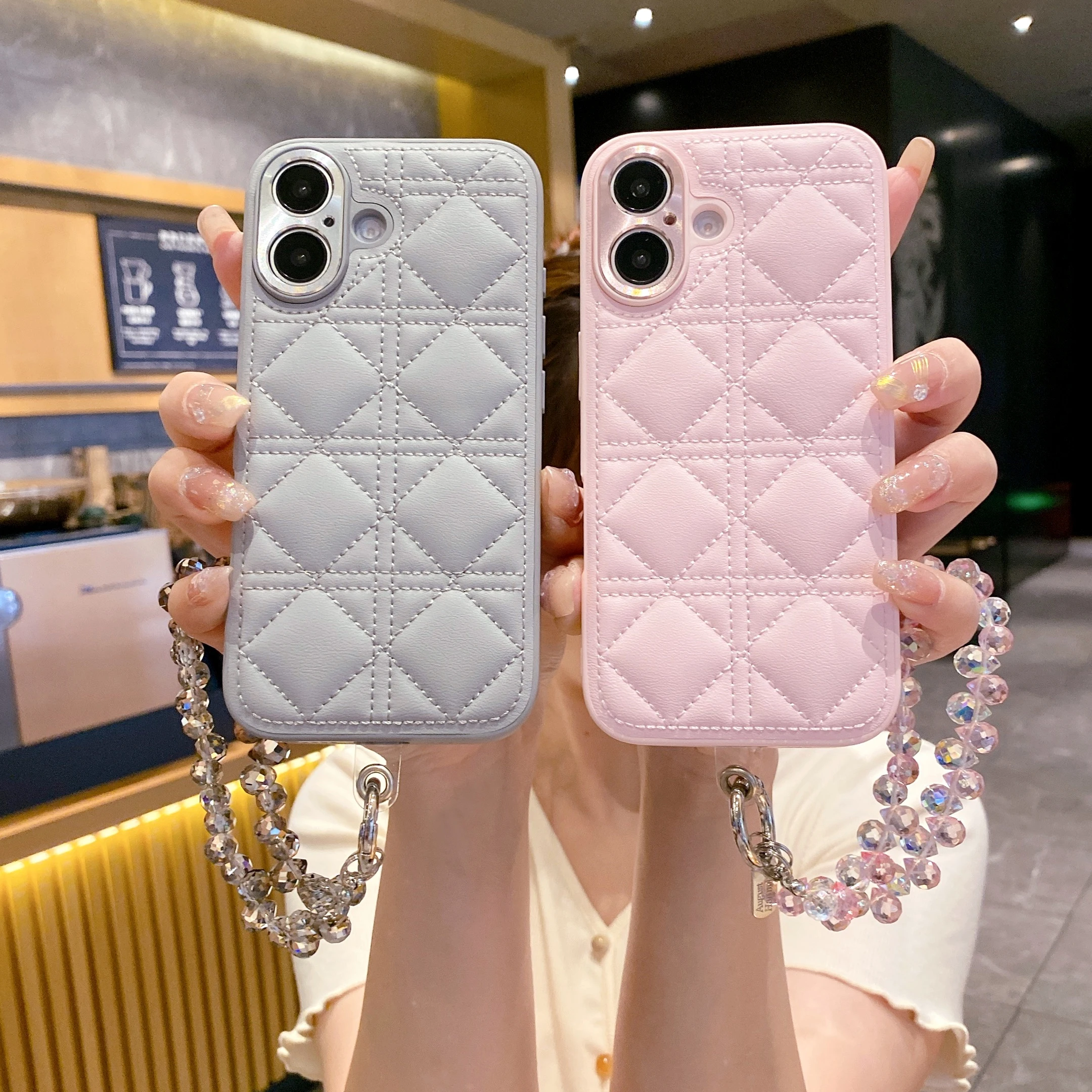 

Fashion 3D Diamond Lattice Leather Texture Down Jacket Case For iPhone 16 Pro Max Solid Color Shockproof Cover For iPhone 16 pro