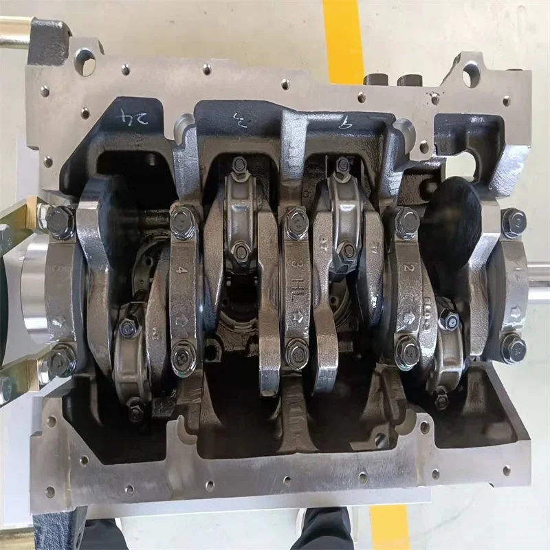

z 4d56 complete For cylinder head for mitsubishi engine 4d56 cylinder head assembly md348983