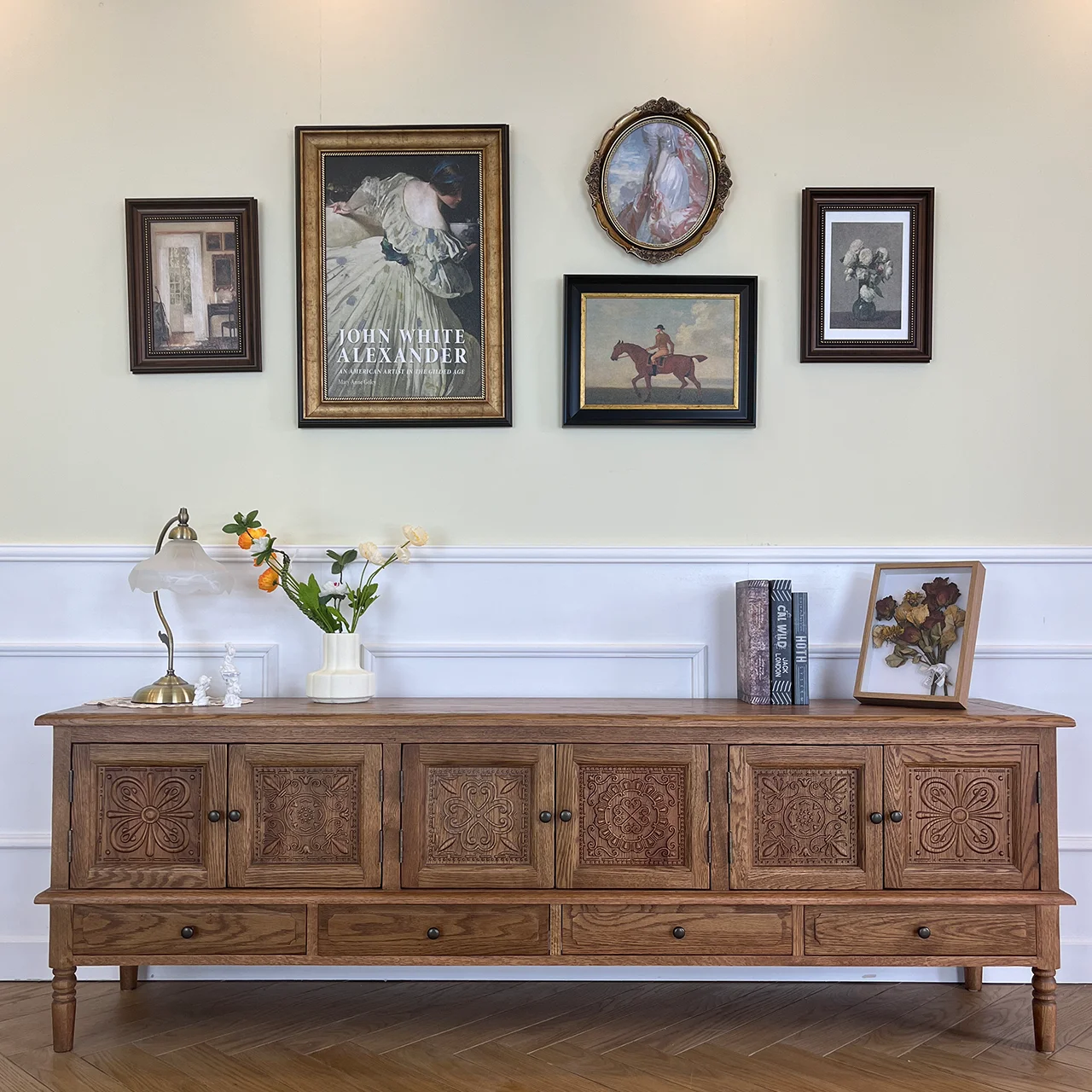 

American country solid wood carved TV cabinet combination retro pastoral oak living room storage cabinet B & B long floor cabine