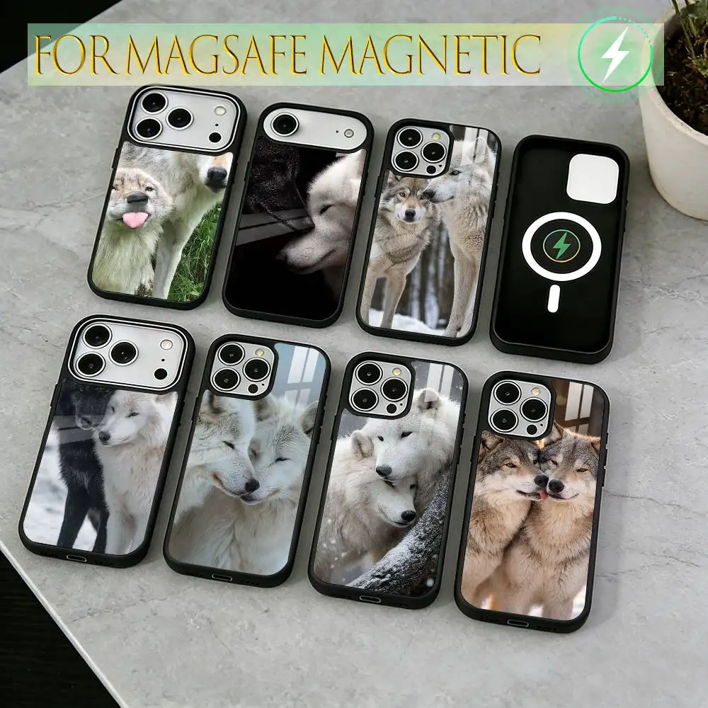 

wolf Phone Case For iPhone17,16,15,14,13,12,11 Plus,Pro Magnetic For Magsafe Wireless Charging