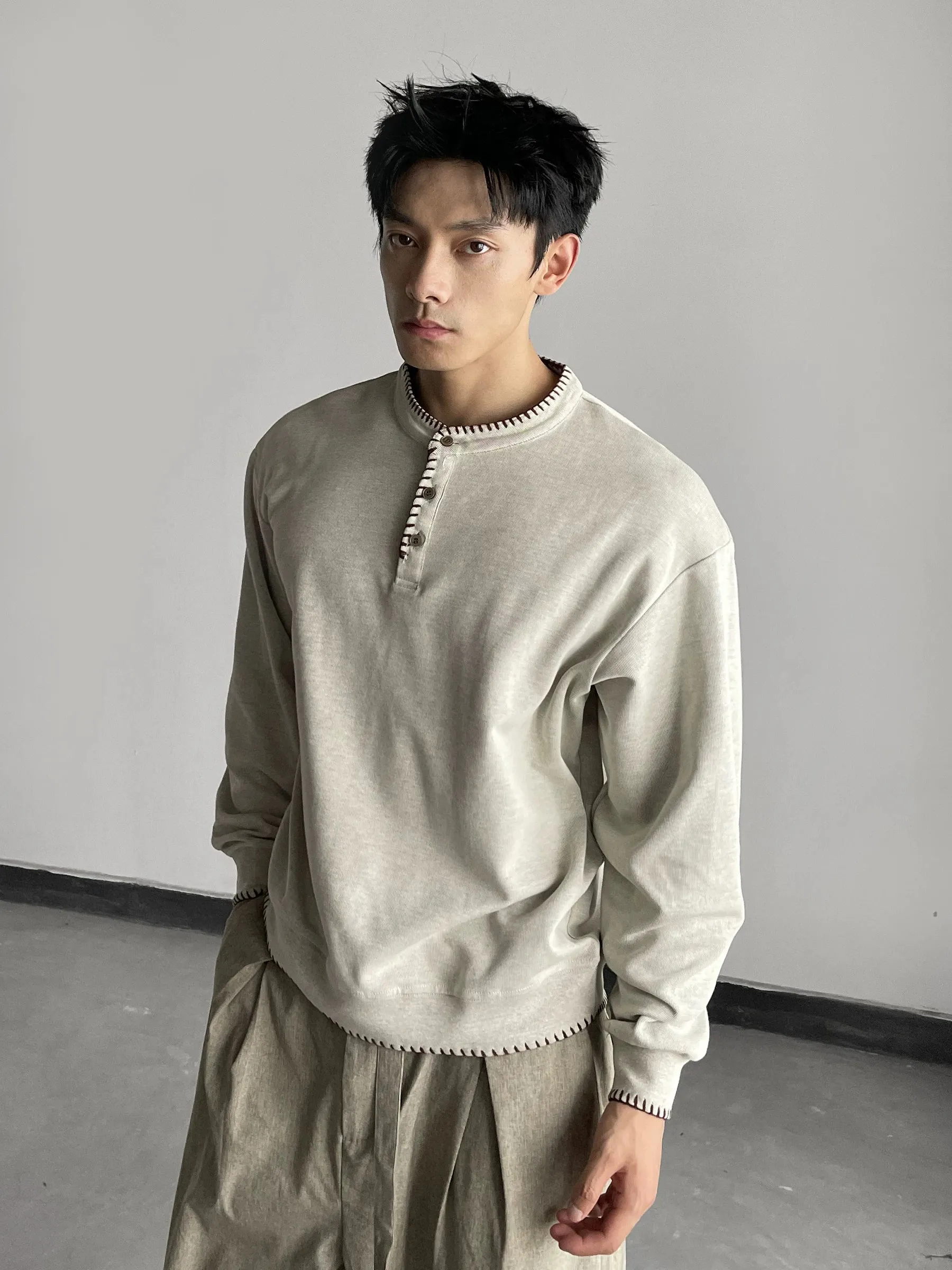 

Ретро-футболка с длинным рукавом ручной работы, с воротником Хенли, повседневная, свободного кроя, осенняя, универсальная, удобная, из полиэфирного волокна, теплая, эластичная.