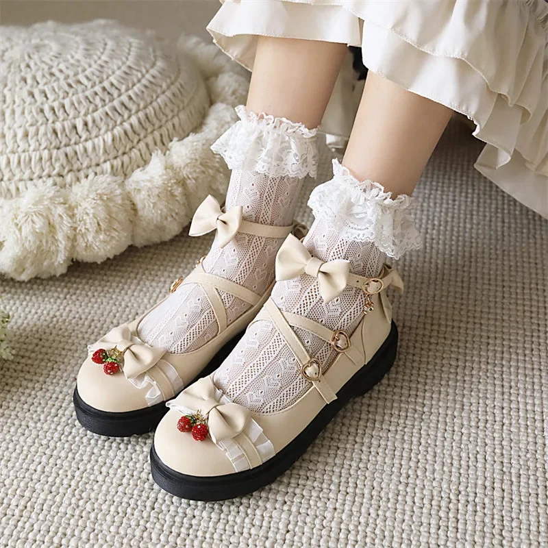 

YQBTDL Lolita 2025, туфли Мэри Джейн с милыми бантами и пряжкой на ремешке, женские туфли-лодочки с клубничной подвеской на низком каблуке, вечерние женские туфли-лодочки розового и белого цвета