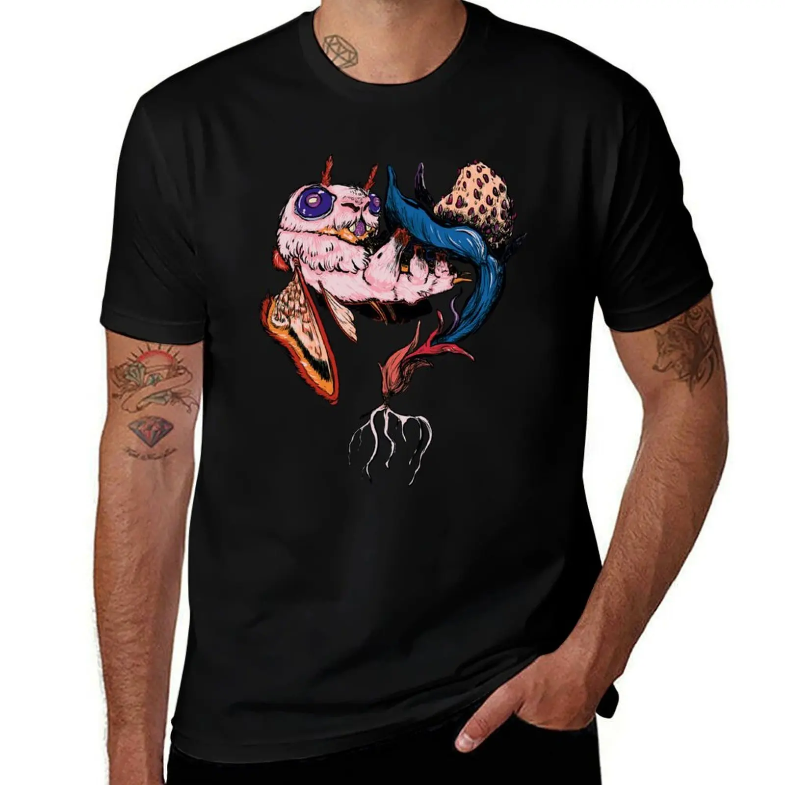 Phatmoth Resting on a Nightberry T-Shirt Lightweight Casual Summer T-Shirt