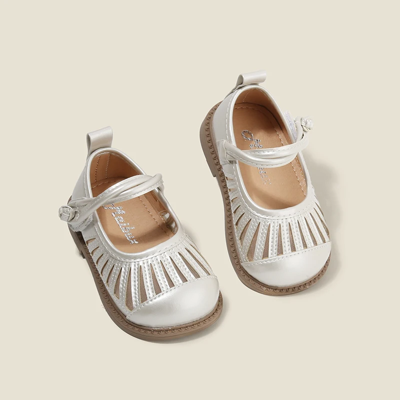 

Baby shoes spring and fall baby walking shoes princess shoes small children soft bottom non-slip small leather shoes