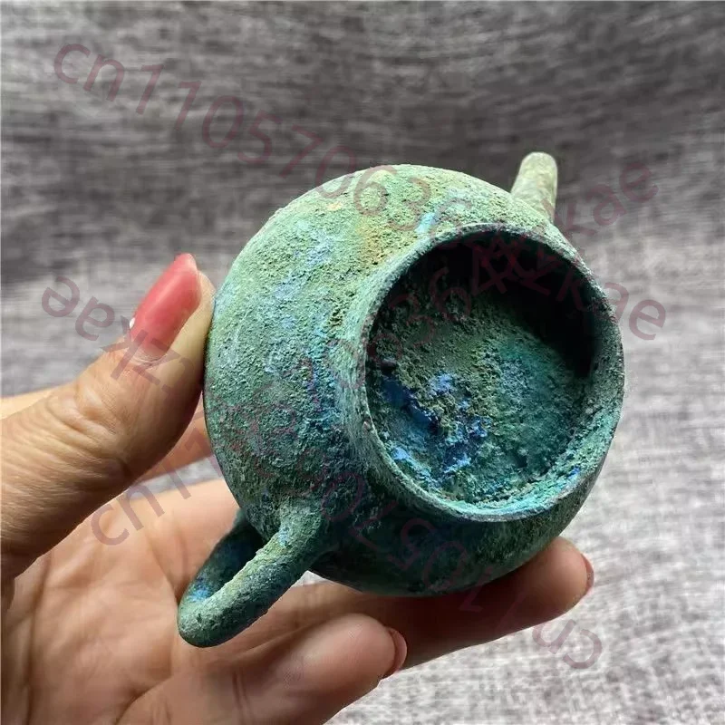 Chinese Collectibles from rural,An old imperial Bronze flagon Be unearthed Utensils