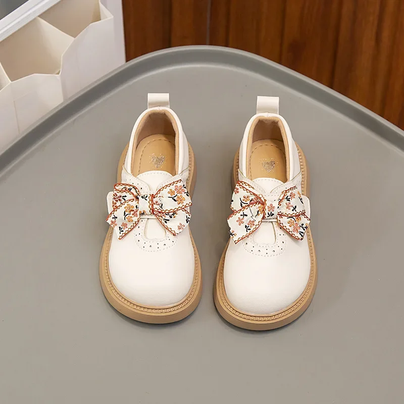 Spring Autumn School Children Leather Shoes Embroider Bow Fashion Single Shoes Soft Sole Comfortable Girls Shoes Kids Mary Janes