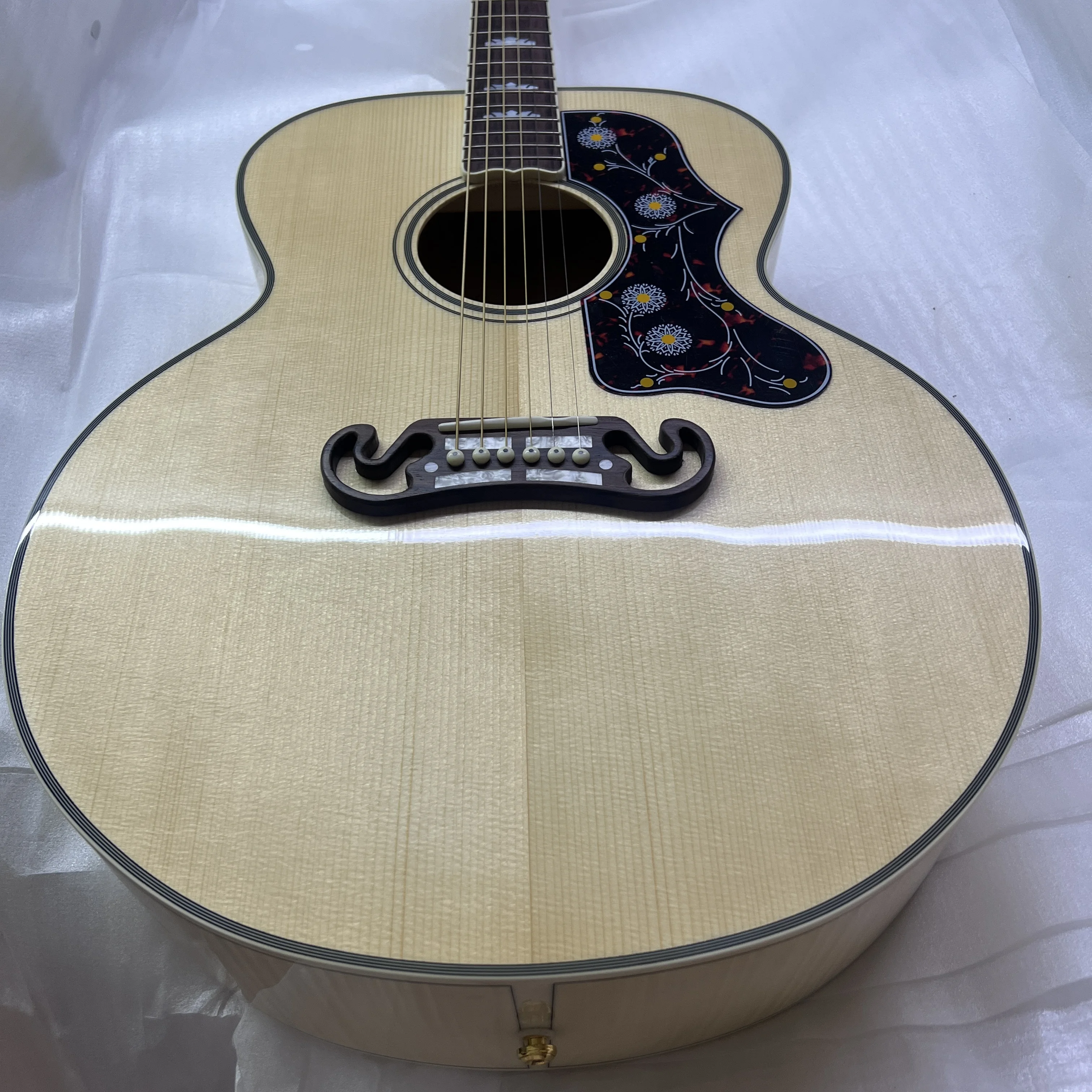 In Stock New 43# Acoustic Guitar Model Solid Spruce Top Maple Side And Back Abalone Inlay/Binding Bone Nut/Saddle In Natural
