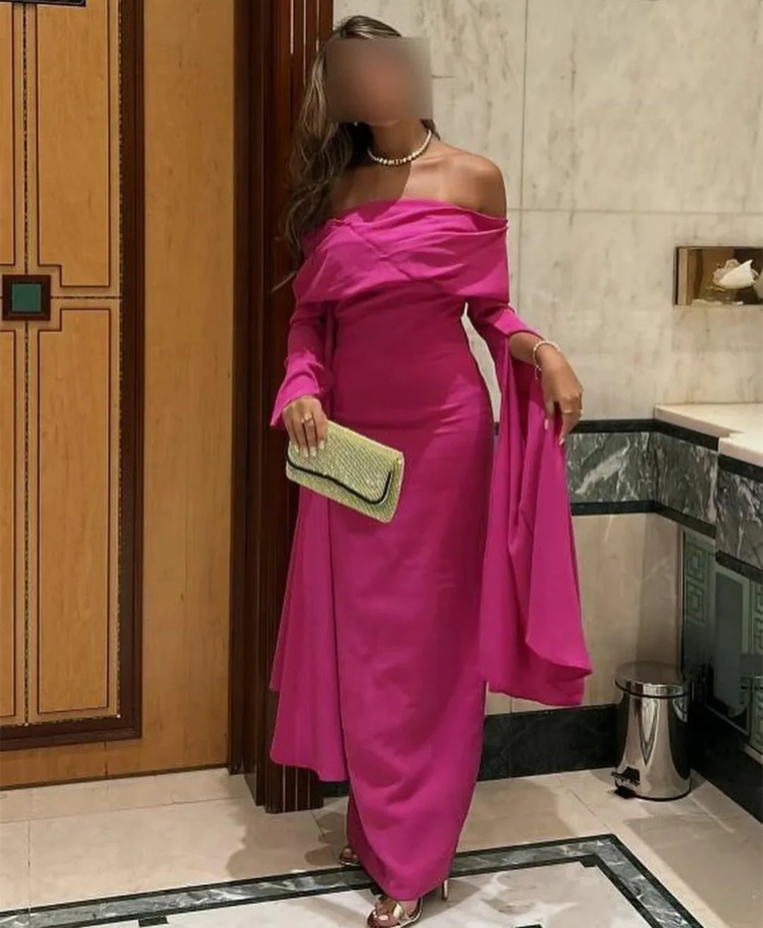 Elegant Arabic Fuchsia Crepe Evening Dresses with Slit فساتين سهرة Sheath Long Sleeve Pleated Ankle Length Prom Dress for Women