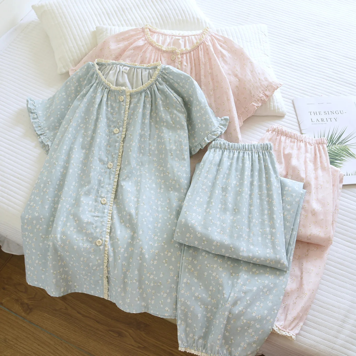 花柄ツーピース女性用セットホームウェア夏の新しい半袖パジャマ部屋着セット薄い純綿女性パジャマパジャマ