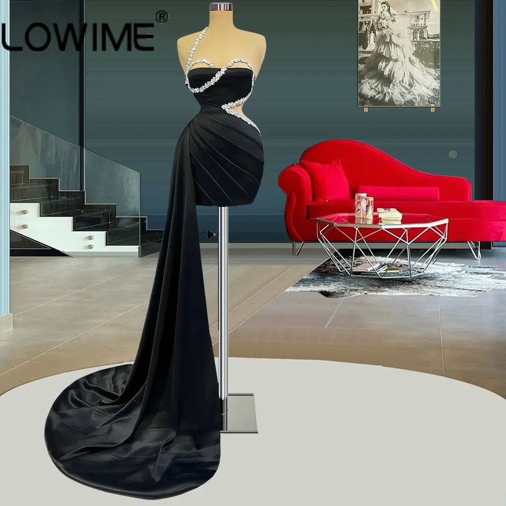 2023 Simple Black Satin Short Prom Dresses Featured Silver Crystals One Shoulder Straps Elegant Evening Party Gowns with Train