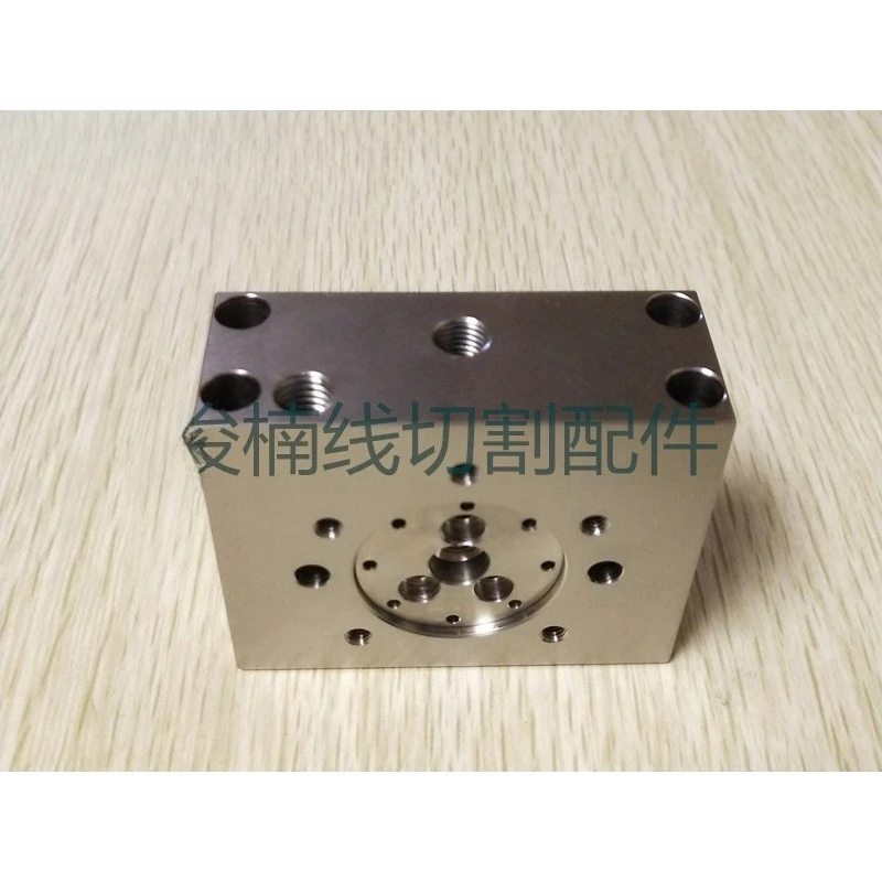 1PC A290-8110-X721 Guide block,Die block apply for Fanuc EDM,alternative Fanuc parts,70x55x28mm