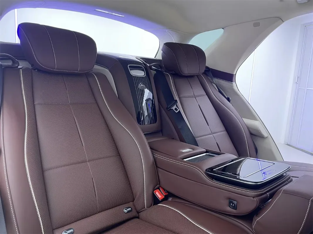Luxuy GLE Version Leather Whole Vehicle Car Interior Upgrade Kit Customizable Color Modified Seats Center Console Screen for