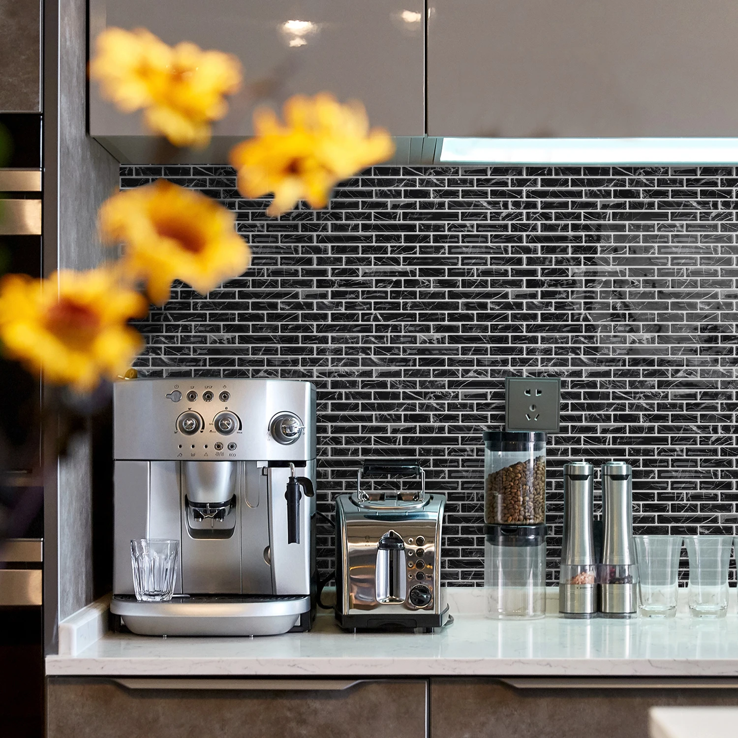 

8/16/32 self-adhesive stickers, PVC material waterproof and heat-resistant kitchen tile stickers