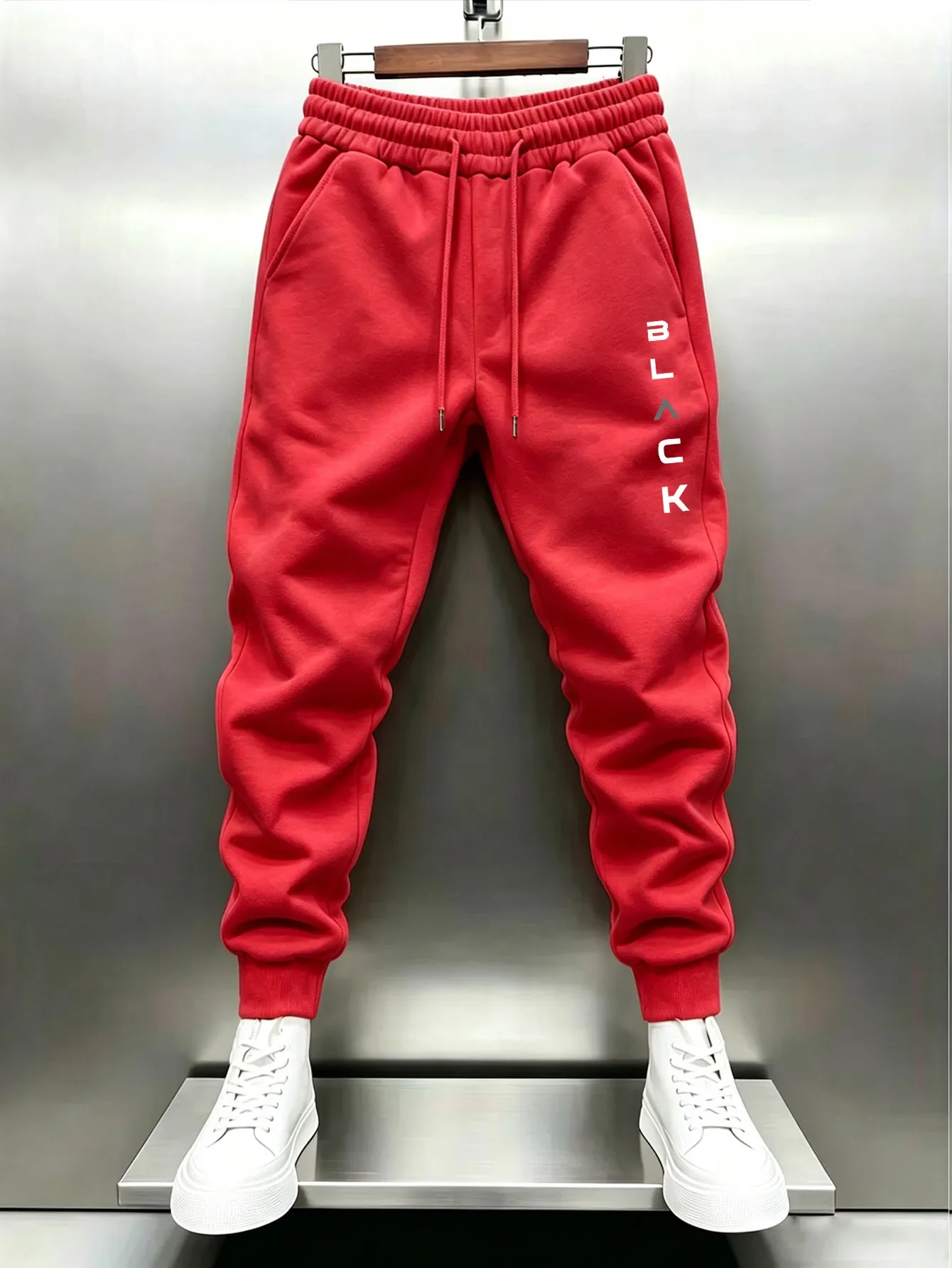 Schwarze Herren-Sporthose mit Schriftzug, Urbane Casual-Mode-Hose, Ganzjährig für Zuhause und Outdoor, Bequeme Weiche Jogginghose, Herrenbekleidung – Detail 9
