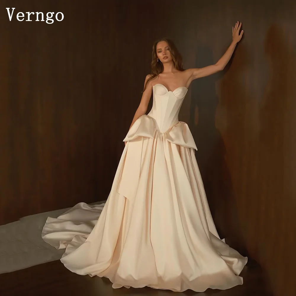 

Verngo Modern lvory Satin Wedding Dress Sweetheart A Line Pleated Prom Bride Gowns Women Sweep Train Bridal Dress Customized