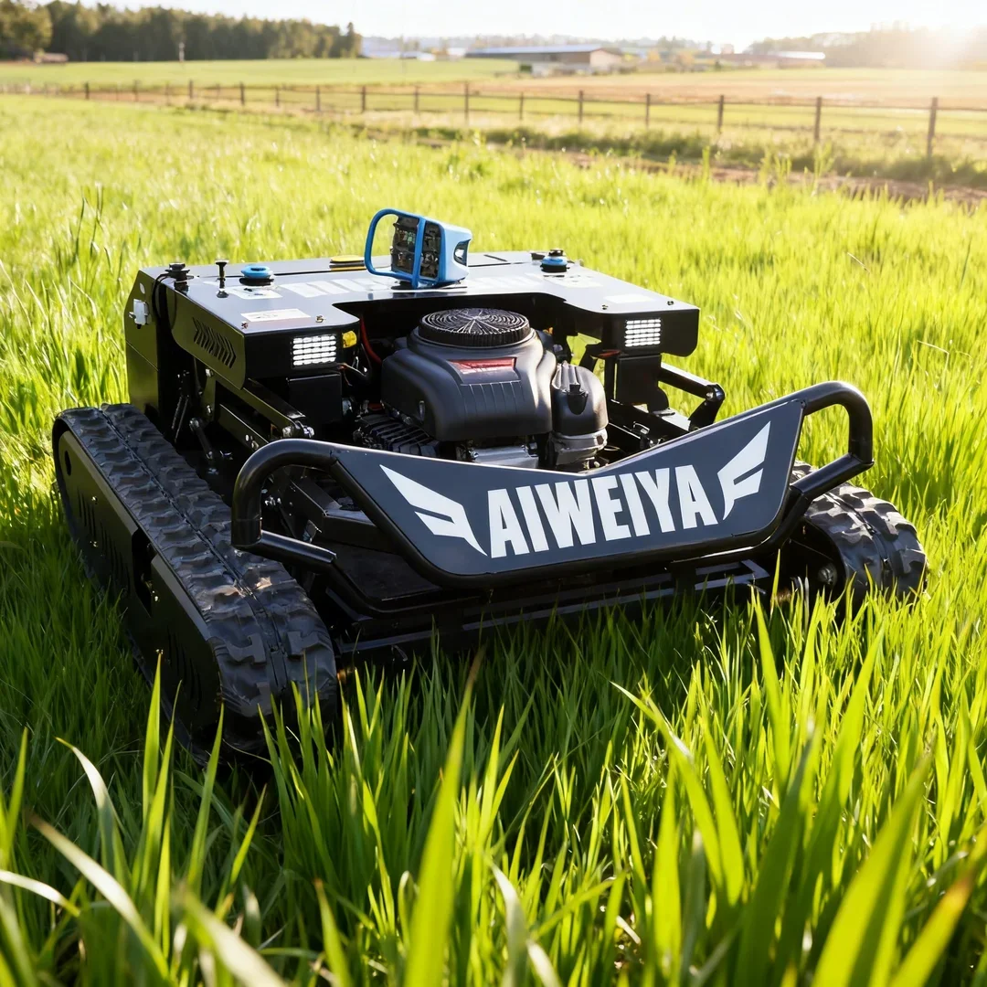 

Customized High Power Tank Remote Control Robot Lawn Mower 900mm Cutting Width Free Replacement Blades