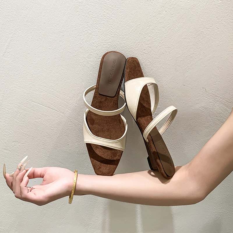 

Vintage Square Toe French Slip Slippers 2026 Summer New Versatile Simple Sandals